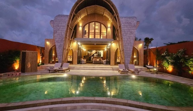 Exceptional Bamboo Estate in Kuta for 12 guests in Bali
