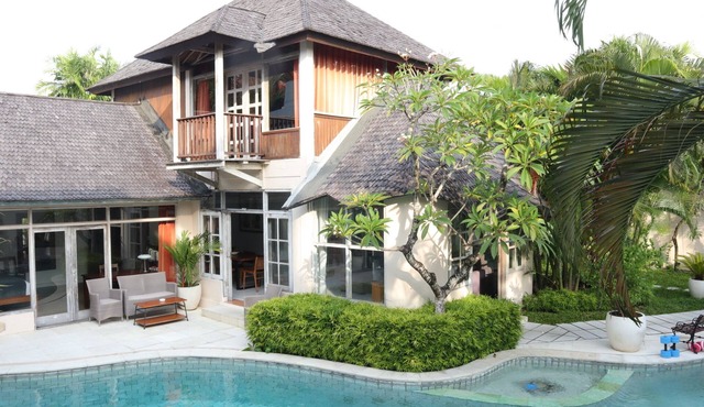 Exotic Villa Seminyak , 4bdr/4 Bathroom , huge private pool in Seminyak
