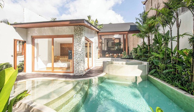 Exquisite 2BR Villa Jungle View, 8 Mins to Ubud in Ubud