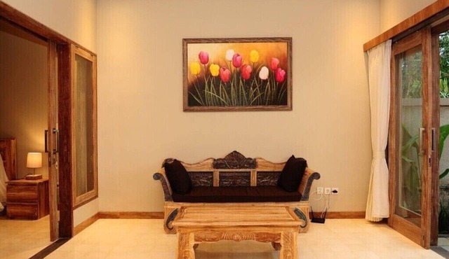 Fantastic elegant 1BR private pool villa, valley views in Gianyar