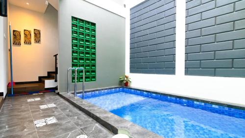 Farabella 3 with Private Pool and Rooftop in Tlekung