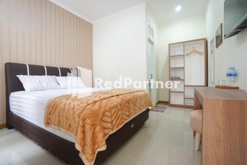 Fazza Syariah Mitra RedDoorz in Jakarta