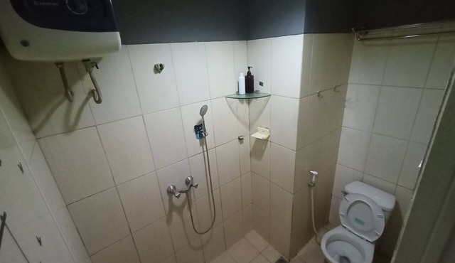 Fully Furnished Apartment, 5 min from downtown ! in Jawa Timur
