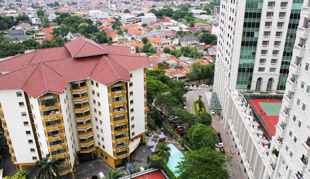 Fully Furnished with Cozy Design 2BR The Bellezza Apartment in Jakarta