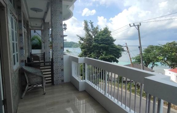 FURQAN GUEST HOUSE Family in Iboih