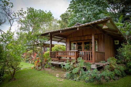 Gardenia Country Inn in Tomohon