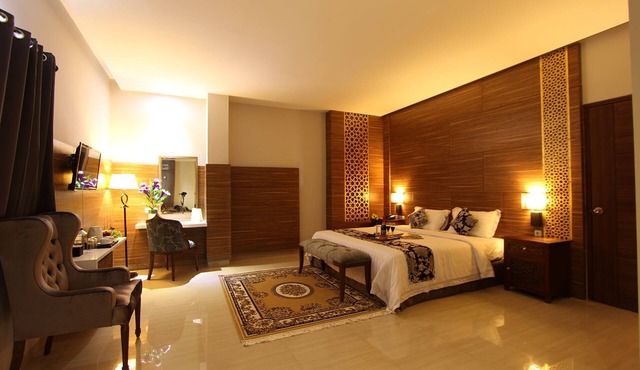 Grand Amira Hotel in Surakarta