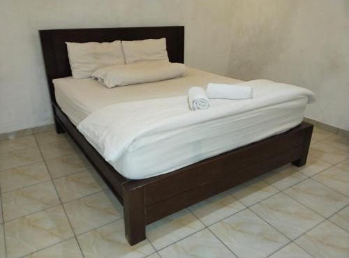 Green Doorz Hotel in Rembang