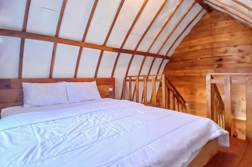 Griya Cabin 2 Dieng Syariah RedPartner in Dieng