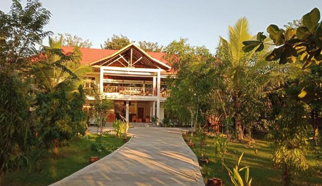 Hôtel La Belle Etoile in Labuan Bajo