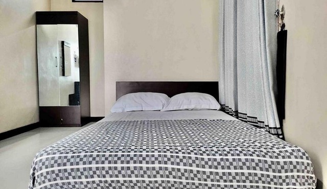 Homestay Griya Sawah Gunung Syariah Mitra RedDoorz in Banjarnegara