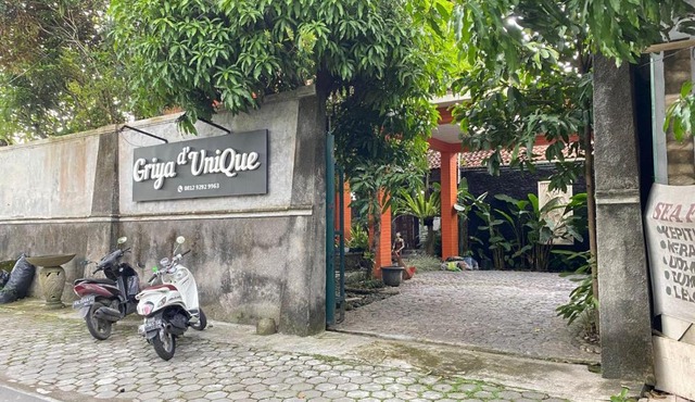 Homestay Villa Unique Solo in Colomadu