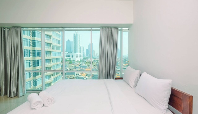 Homey And Warm 1Br Apartment At Ambassade Kuningan in Jakarta