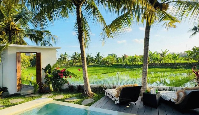 Honeymoon Villa Private Pool Rice View Ubud in Kecamatan Ubud
