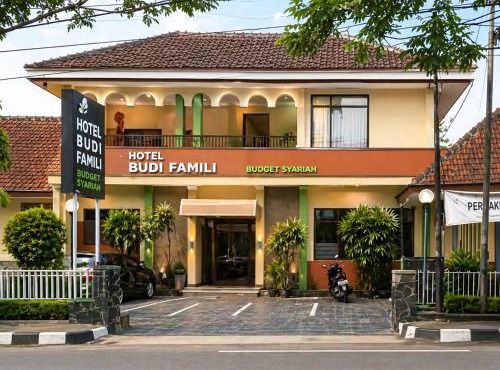 Hotel Budi Famili Budget Syariah in Ciamis