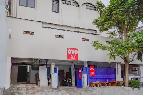 Hotel O A1 Pakis Argosari in Surabaya