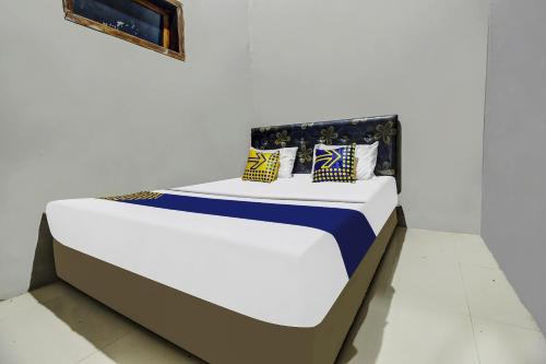 Hotel O Desa Wisata Kawasen in Padaherang
