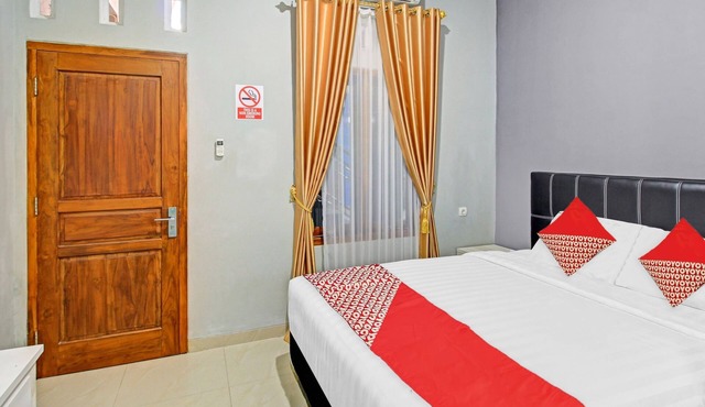 Hotel O Gm Guest House in Wonogiri