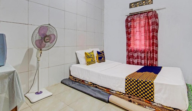 Hotel O Guest House Pak Darso in Sragen