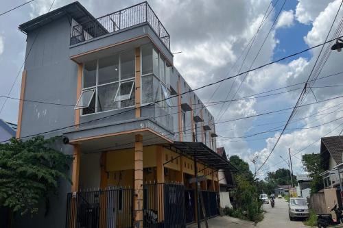 Hotel O Guest House Zidan 21 in Tana Paser