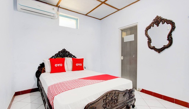 Hotel O Joglo Menoreh Resto & Homestay in Kalirejo