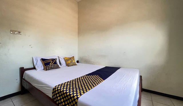 Hotel O Kost Berkah Near Kebun Teh Wonosari in Malang