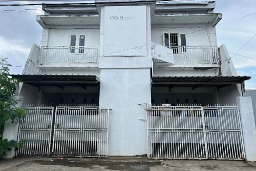 Hotel O Kost Pak Dahlan Near Modern Estate in Sungguminasa