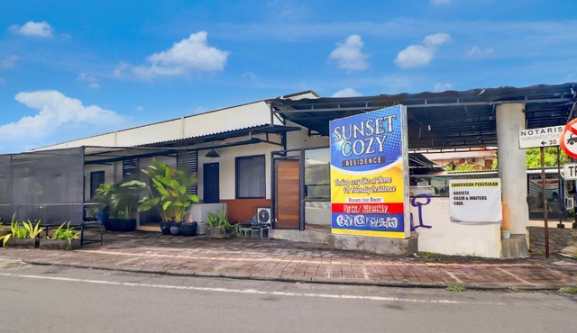 Hotel O near Trans Studio Theme Park formerly Sunset Cozy Residence in Mantaak