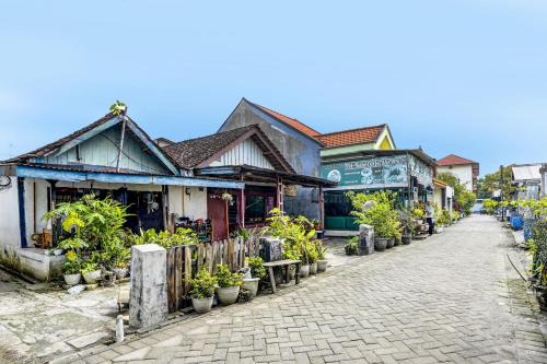 Hotel O Nurul Homestay Syariah in Gresik