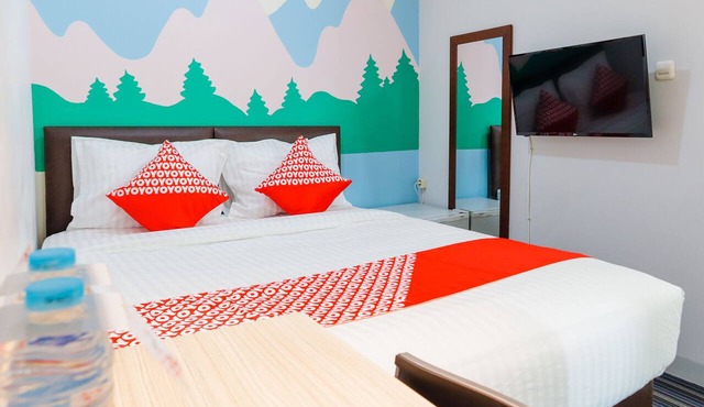 Hotel O Orienchi Room in Jakarta