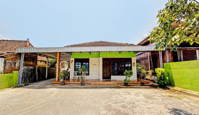Hotel O Sengon Kostel Syariah in Jepara