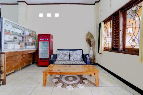 Hotel O Wisma Al-fahmi Syariah in Maniskaler