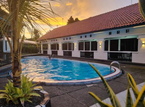 Hotel pondok putri in Batukaras