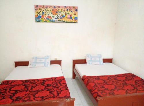 Hotel Raya in Plaosan