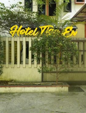 Hotel Tiga-Er Syariah Karawang in Karawang