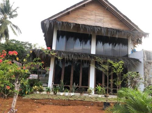 House of Injuk in Batukaras