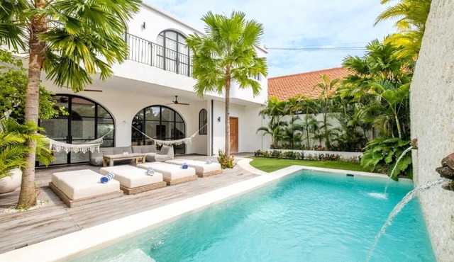Ibiza Villa in Canggu