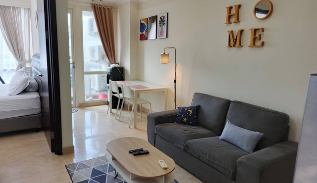 Menteng park 2 bedroom apartment , amazing jakarta in Daerah Khusus Ibukota Jakarta