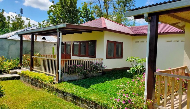 Ilasan cottage. in Tomohon