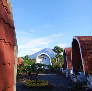 Indah Damai Cottages in Sidomukti