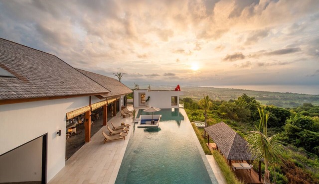 Infinity Pool | Private Wellness Space | Sea Views in Lovina