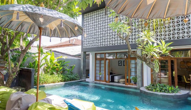 Interconnection Hostel in Kuta