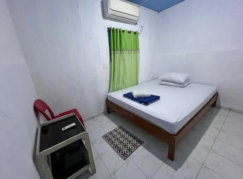 Ipoeng Rest Bed & Breakfast in Gorontalo