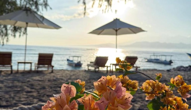 Jaya Beach Bungalows in Gili Islands