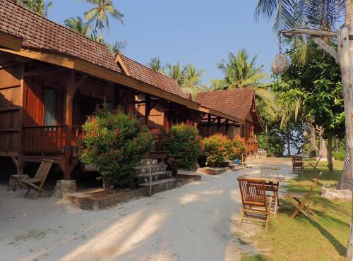 JN Cottage dan Camping Ground in Karimunjawa