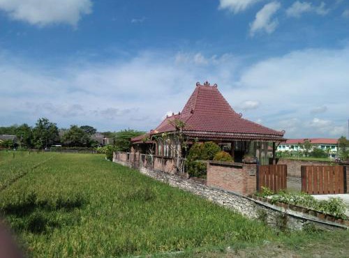 JOGLOPARI GuestHouse bukan untuk pasangan non pasutri in Bantul
