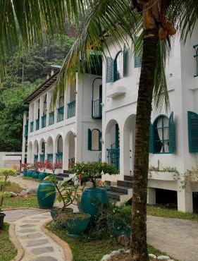 JungleRiverHouse & JungleRiverResort in Bukit Lawang
