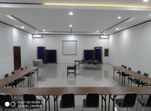 Kampoeng Wisata Rumah Joglo in Bogor