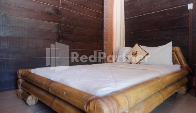 Kebon Krapyak Cottage Syariah Mitra RedDoorz near Stadion Maguwoharjo in Yogyakarta