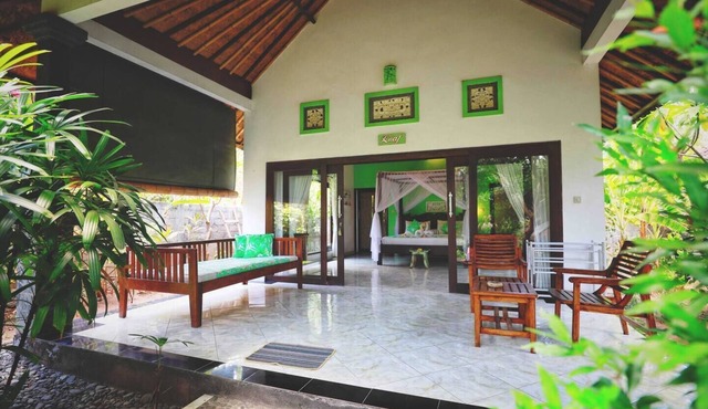 Kirana Homestay - Leaf Bungalow in Abang